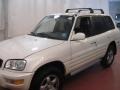 Natural White - RAV4 4WD Photo No. 10