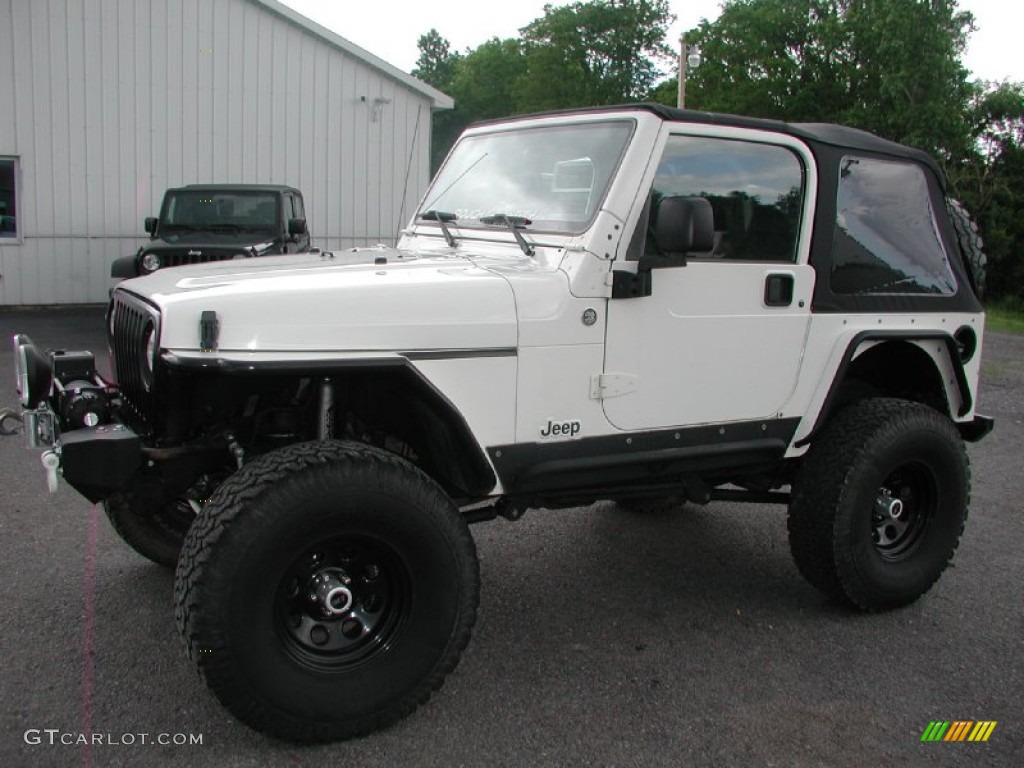 2001 Wrangler Sahara 4x4 - Stone White / Camel/Dark Green photo #2