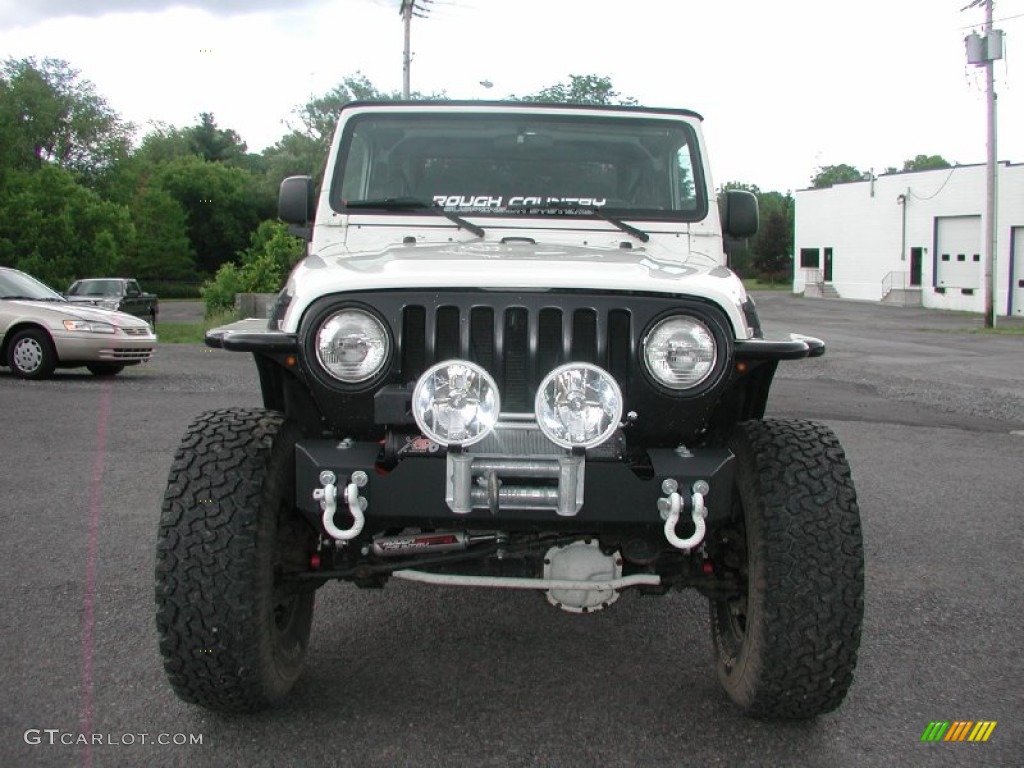 2001 Wrangler Sahara 4x4 - Stone White / Camel/Dark Green photo #14