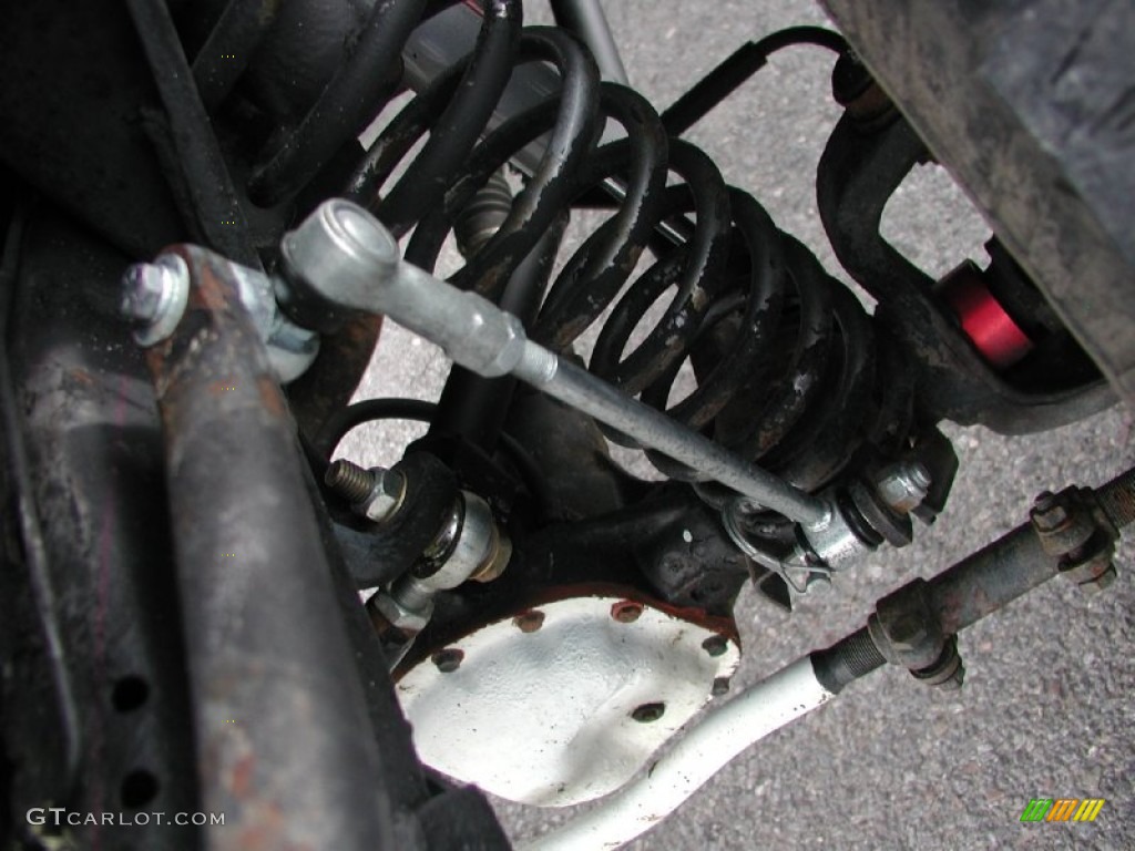 2001 Wrangler Sahara 4x4 - Stone White / Camel/Dark Green photo #15