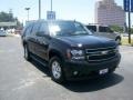 Black - Suburban LT 4x4 Photo No. 8