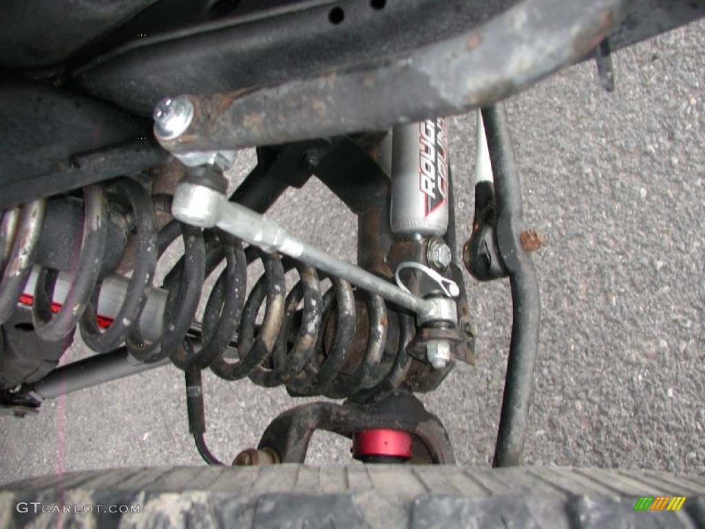 2001 Wrangler Sahara 4x4 - Stone White / Camel/Dark Green photo #40