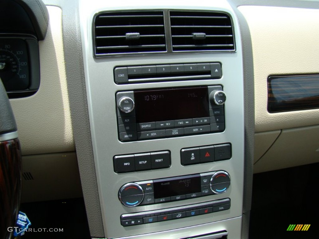 2010 Lincoln MKX FWD Controls Photo #66053554
