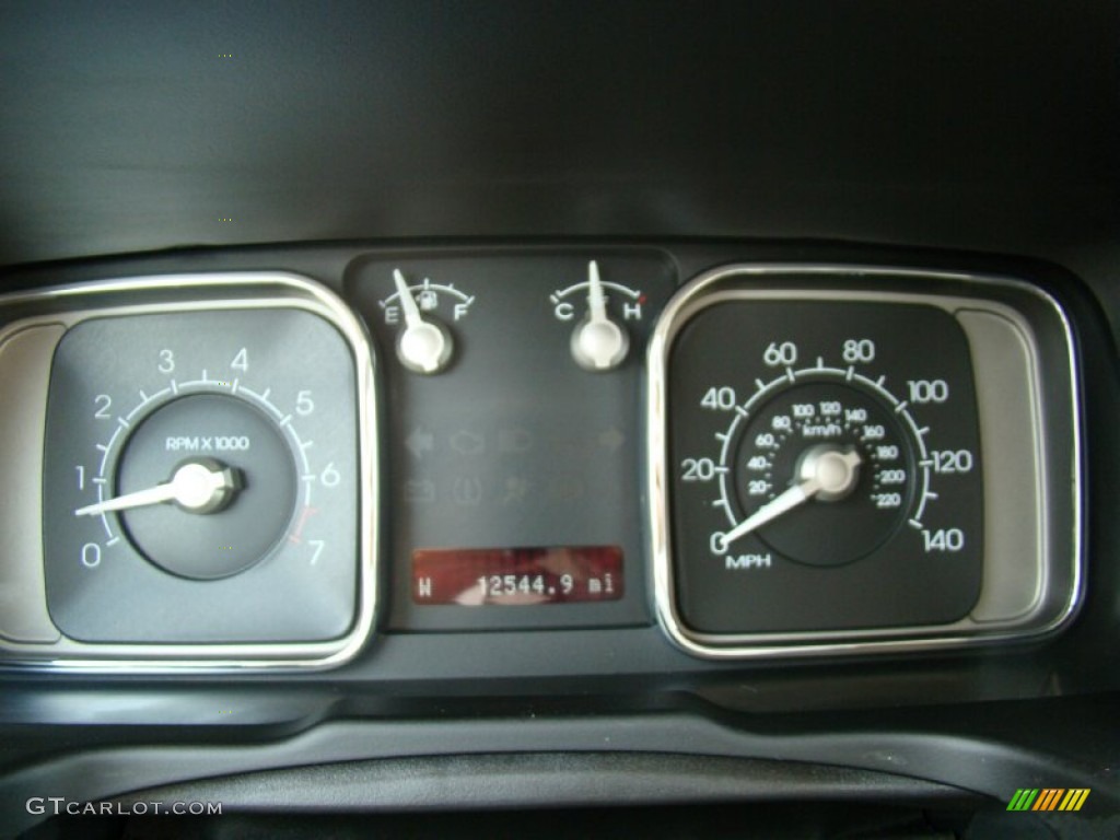 2010 Lincoln MKX FWD Gauges Photo #66053599