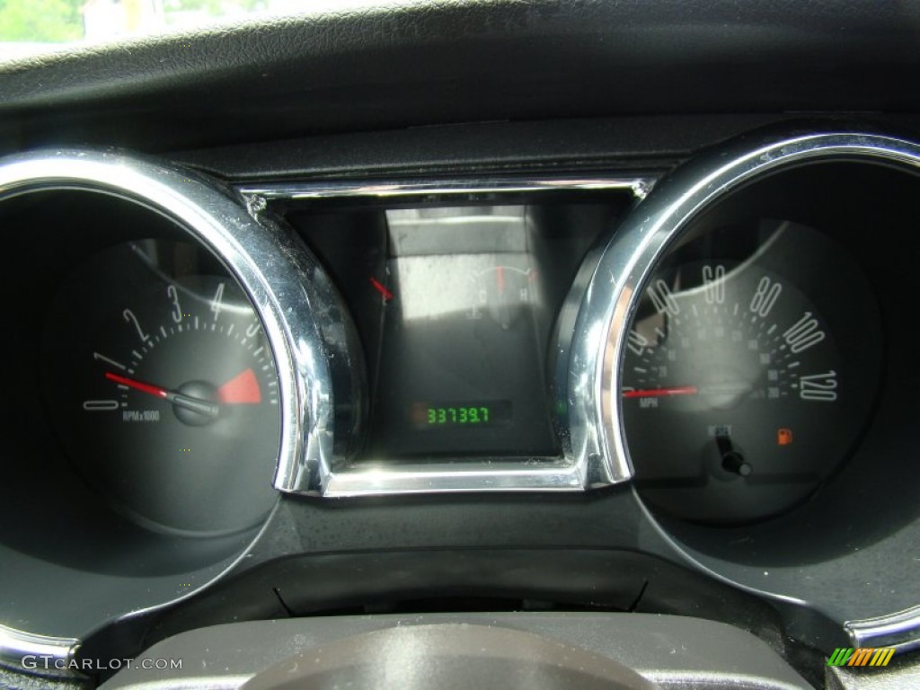 2009 Mustang V6 Coupe - Brilliant Silver Metallic / Dark Charcoal photo #21