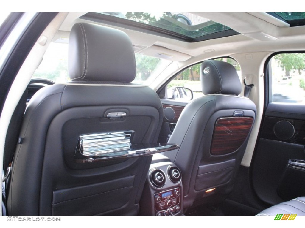 Jet Black/Ivory Interior 2011 Jaguar XJ XJL Photo #66056405