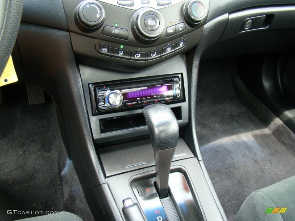 2006 Accord LX V6 Sedan - Alabaster Silver Metallic / Black photo #20