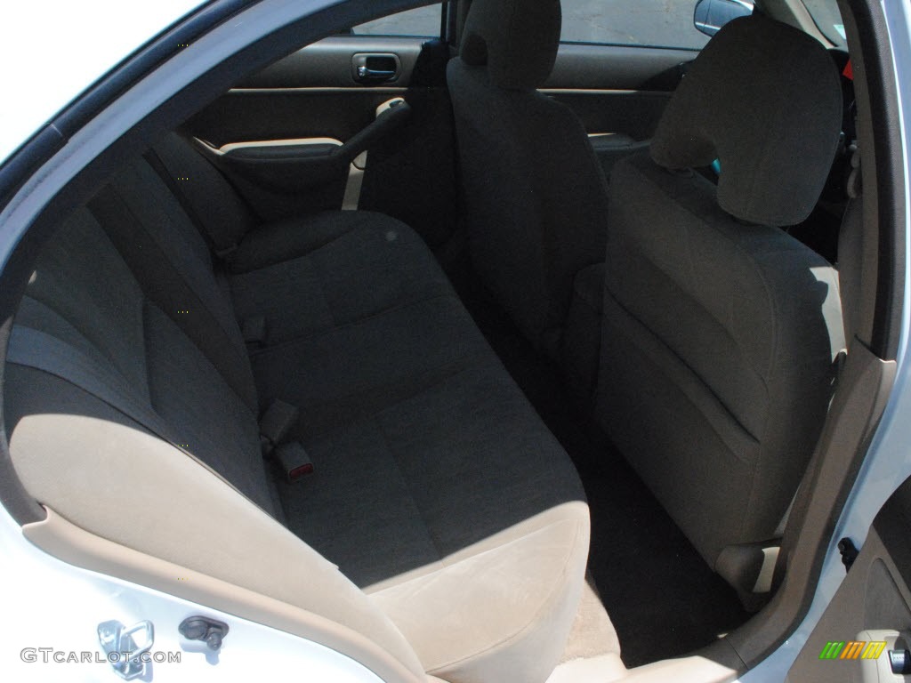 2003 Civic EX Sedan - Taffeta White / Ivory photo #8