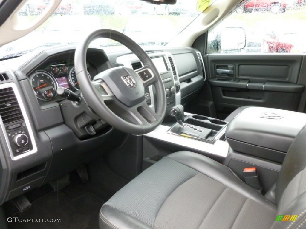 2011 Ram 1500 Express Regular Cab 4x4 - Brilliant Black Crystal Pearl / Dark Slate Gray/Medium Graystone photo #11