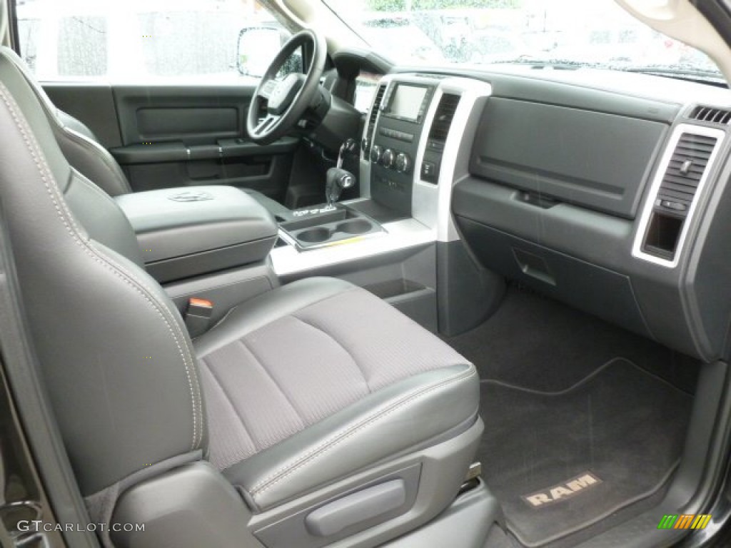 2011 Ram 1500 Express Regular Cab 4x4 - Brilliant Black Crystal Pearl / Dark Slate Gray/Medium Graystone photo #18