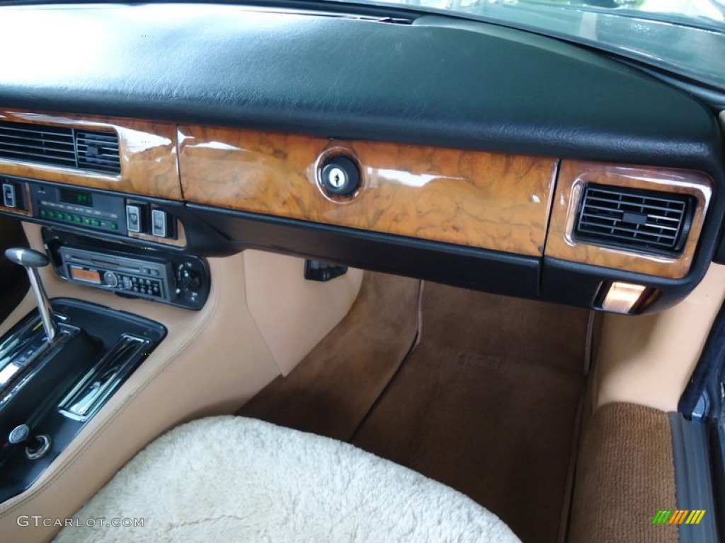 1986 Jaguar XJ XJS Coupe Beige Dashboard Photo #66069023