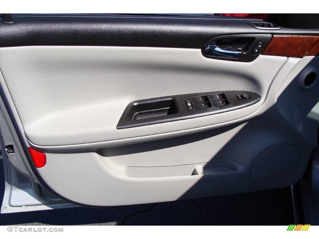 2007 Impala LT - Silverstone Metallic / Gray photo #10