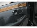 Black - E 350 BlueTEC Sedan Photo No. 40