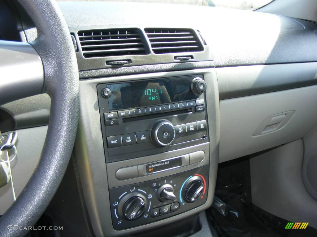 2007 Cobalt LS Coupe - Summit White / Gray photo #9