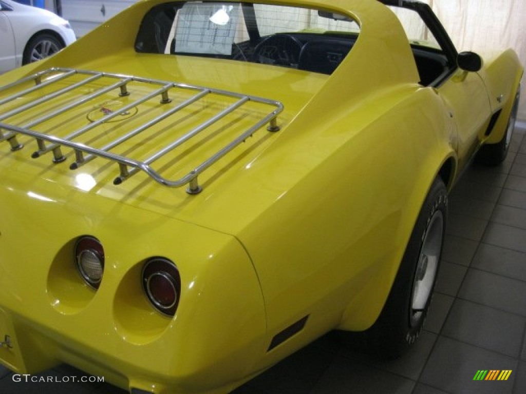 1977 Corvette Coupe - Yellow / Black photo #9