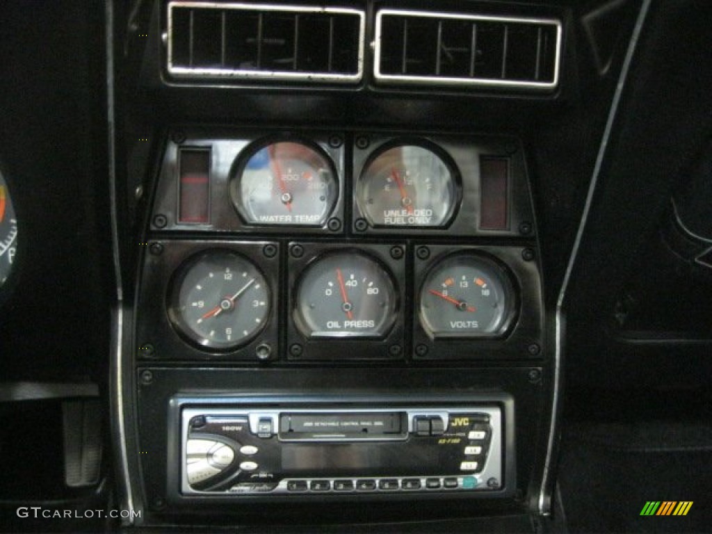 1977 Corvette Coupe - Yellow / Black photo #21
