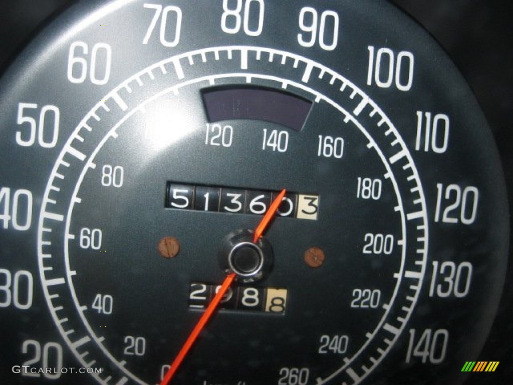 1977 Corvette Coupe - Yellow / Black photo #23