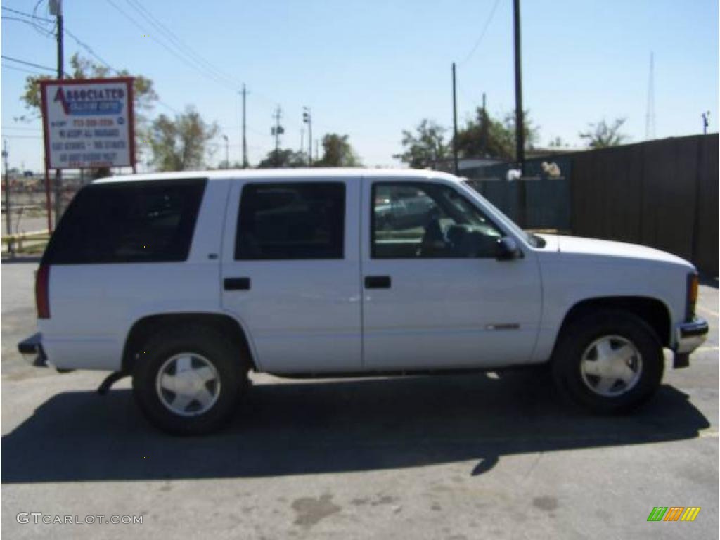 1999 Tahoe LS 4x4 - Summit White / Gray photo #3