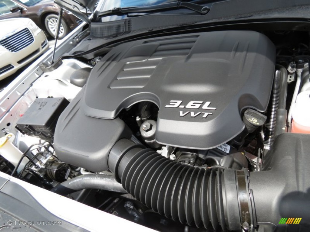 2012 300 Limited - Bright Silver Metallic / Black photo #10