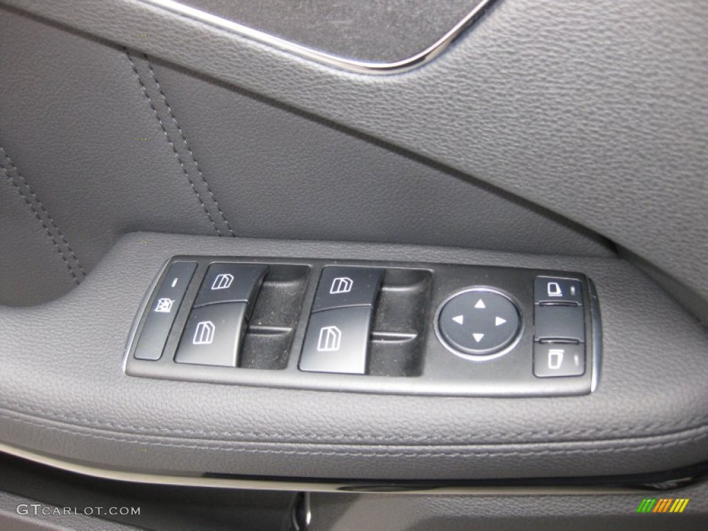 2011 Mercedes-Benz E 350 Sedan Controls Photo #66082980