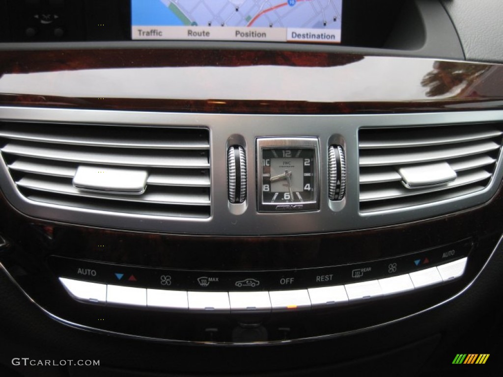 2009 Mercedes-Benz S 63 AMG Sedan Controls Photo #66083646