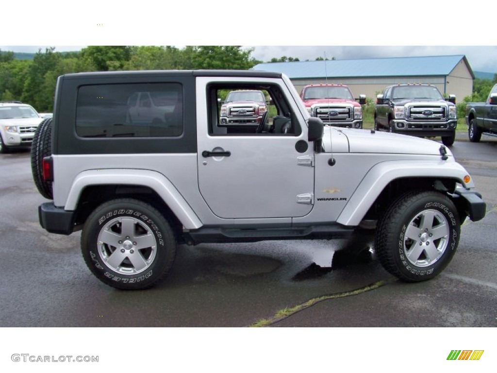 2010 Wrangler Sahara 4x4 - Bright Silver Metallic / Dark Slate Gray/Medium Slate Gray photo #4