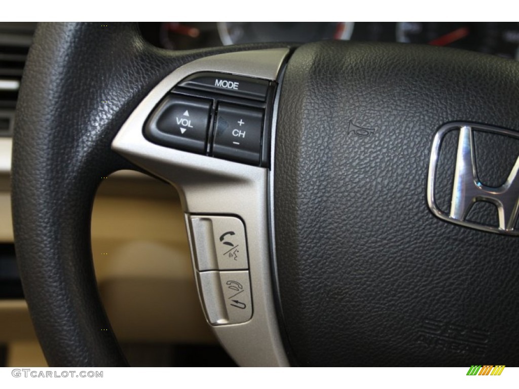 2011 Honda Accord EX Coupe Controls Photo #66088674