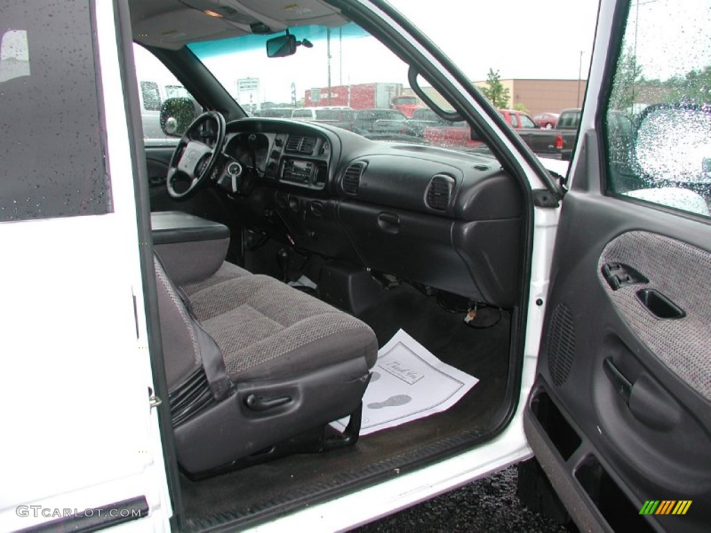 Agate Interior 2000 Dodge Ram 3500 SLT Extended Cab 4x4 Dually Photo #66089592