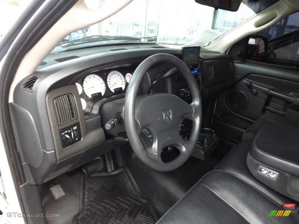 2002 Ram 1500 ST Regular Cab - Bright White / Dark Slate Gray photo #9