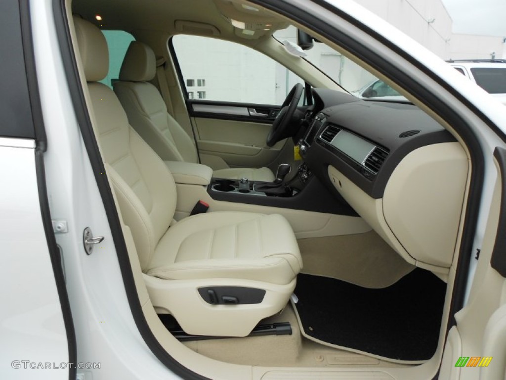 Cornsilk Beige Interior 2012 Volkswagen Touareg TDI Sport 4XMotion Photo #66094221
