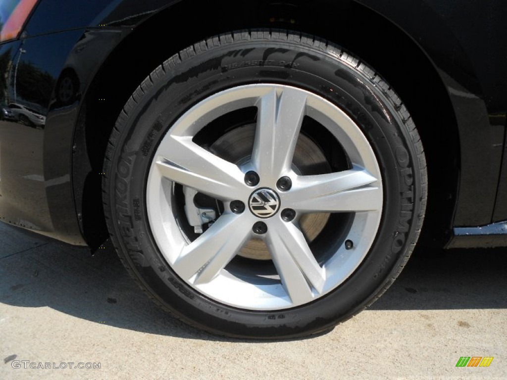 2012 Volkswagen Passat 2.5L SE Wheel Photo #66094392