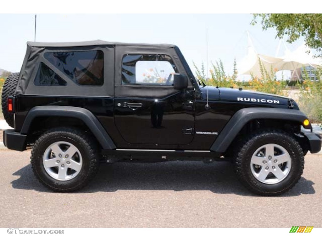 2011 Wrangler Rubicon 4x4 - Black / Black photo #3