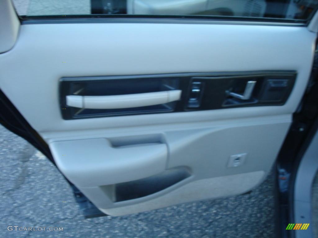 1996 Impala SS - Black / Gray photo #12
