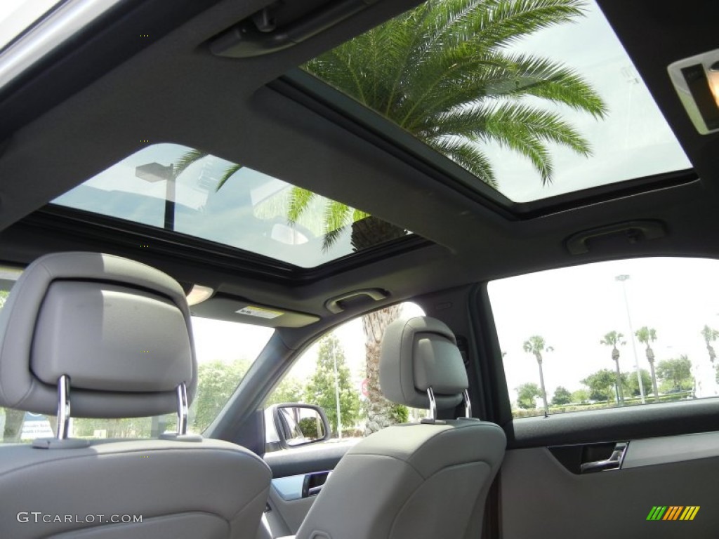 2008 Mercedes-Benz C 300 Sport Sunroof Photos