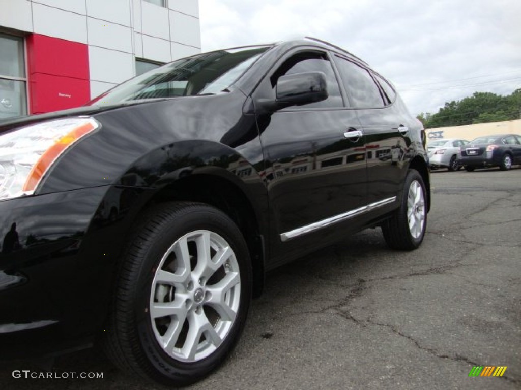 2012 Rogue SL AWD - Super Black / Black photo #3