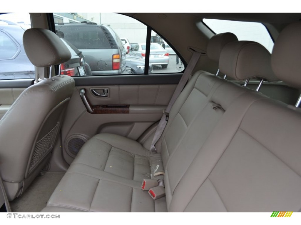 Beige Interior 2004 Kia Sorento EX 4WD Photo #66099005