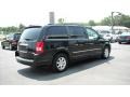 2009 Brilliant Black Crystal Pearl Chrysler Town & Country Touring  photo #5