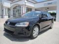 Black - Jetta SE Sedan Photo No. 1