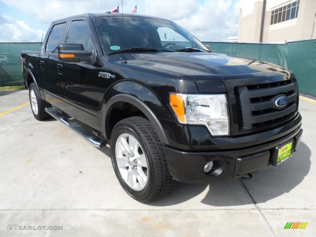 2010 F150 FX4 SuperCrew 4x4 - Tuxedo Black / Black photo #1