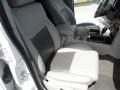 2010 Stone White Jeep Commander Limited  photo #21