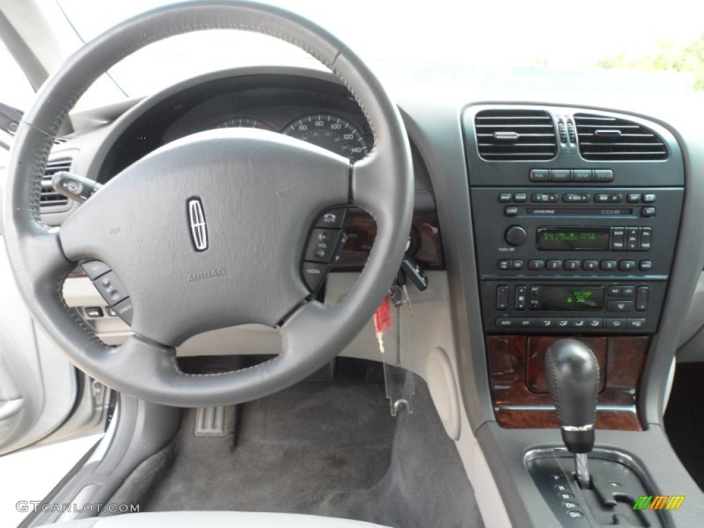 2001 LS V8 - Silver Frost Metallic / Light Graphite photo #33