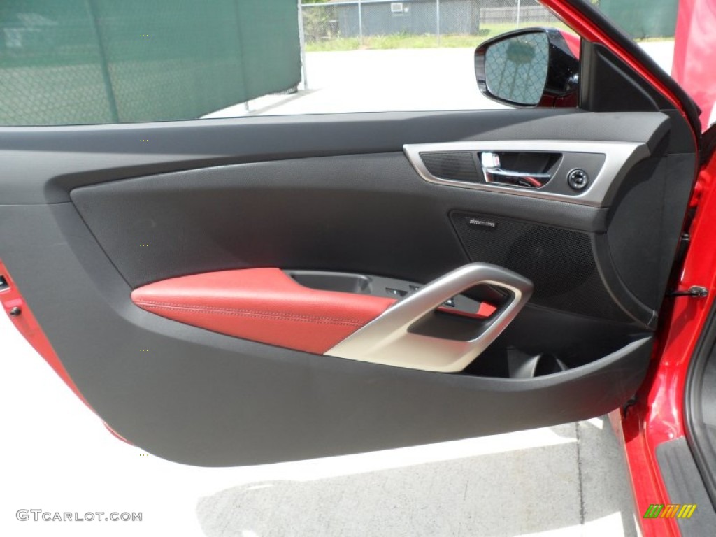 2012 Hyundai Veloster Standard Veloster Model Black/Red Door Panel Photo #66104361