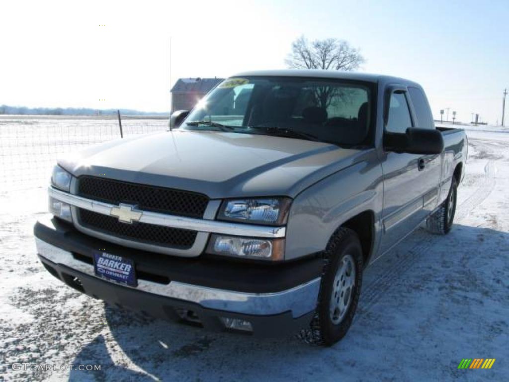 2004 Silverado 1500 LS Extended Cab - Silver Birch Metallic / Dark Charcoal photo #4