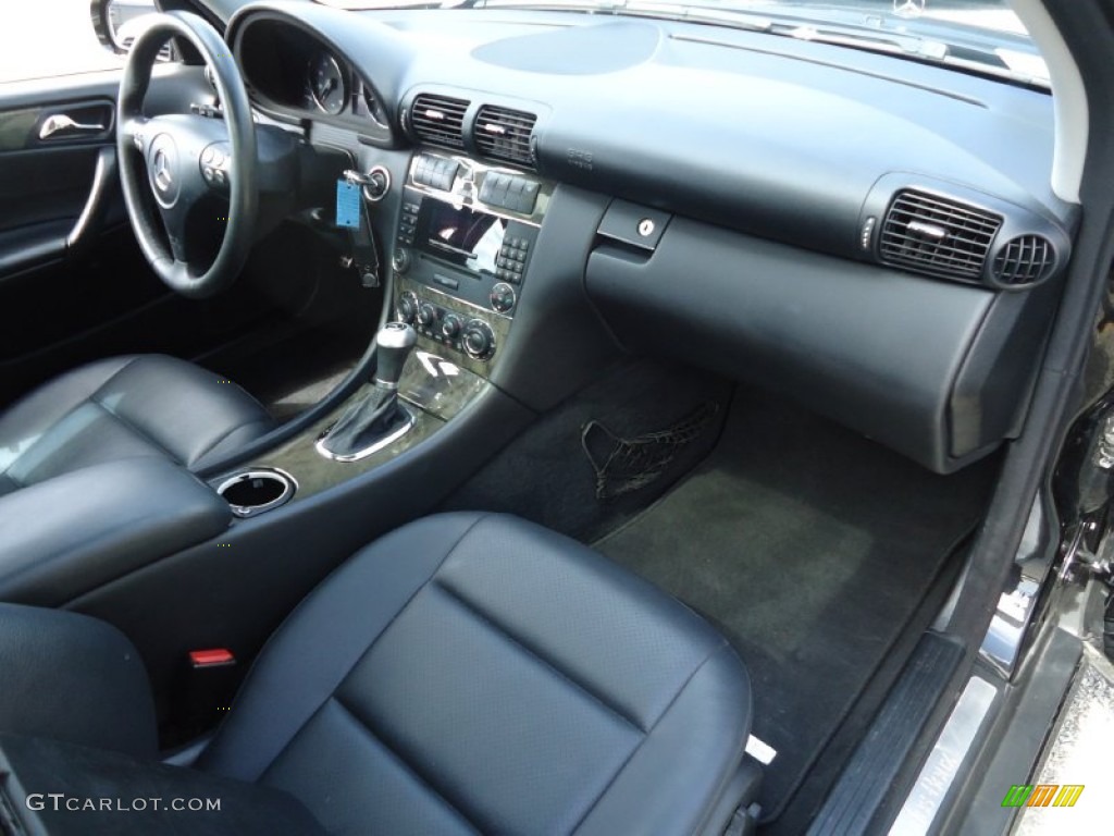 2007 Mercedes-Benz C 230 Sport Black Dashboard Photo #66105126