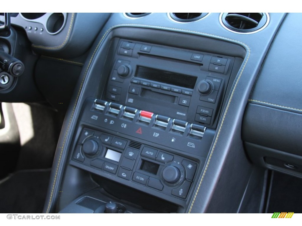 2004 Lamborghini Gallardo Coupe Controls Photo #66105939