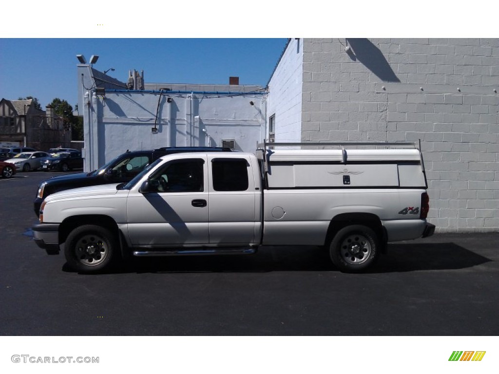 2005 Silverado 1500 LS Extended Cab 4x4 - Summit White / Dark Charcoal photo #2