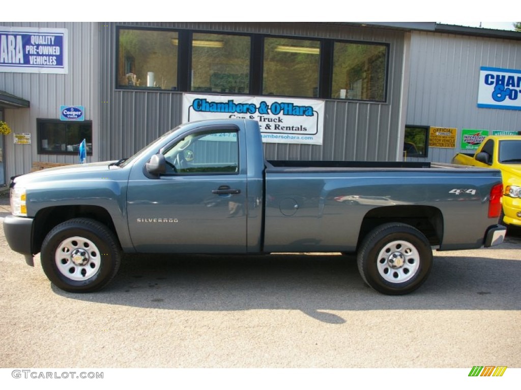 2011 Silverado 1500 Regular Cab 4x4 - Blue Granite Metallic / Dark Titanium photo #2