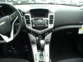 Summit White - Cruze LT Photo No. 4