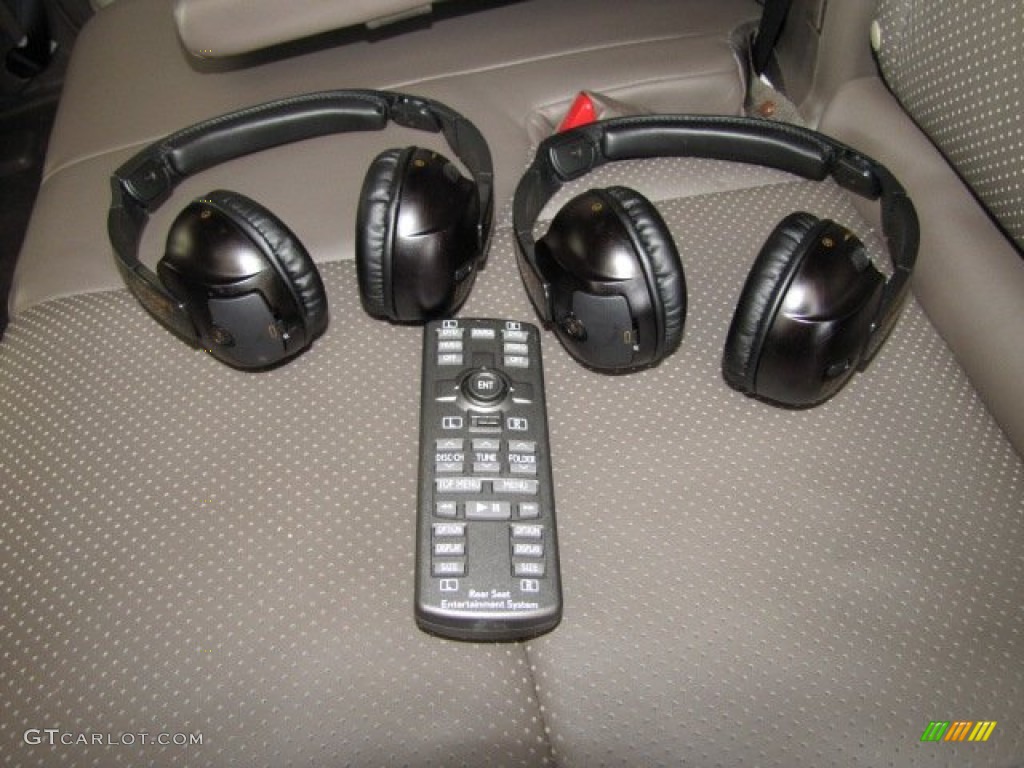 2010 Lexus GX 460 Controls Photo #66108591
