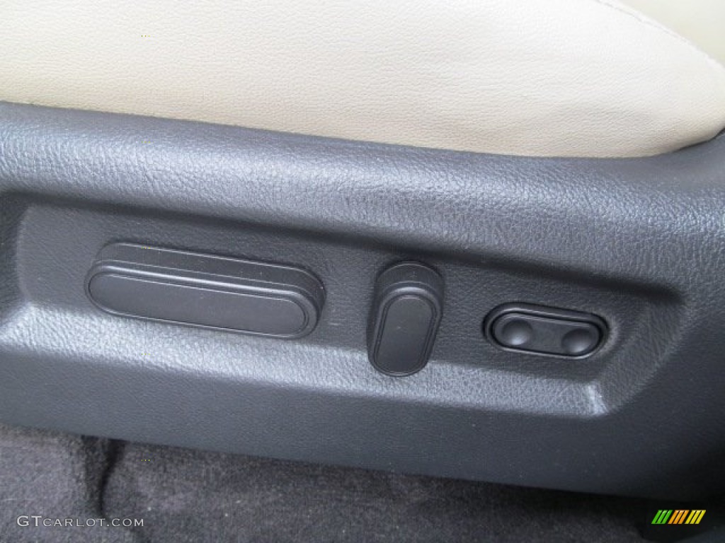 2008 Hyundai Santa Fe Limited 4WD Controls Photo #66110307